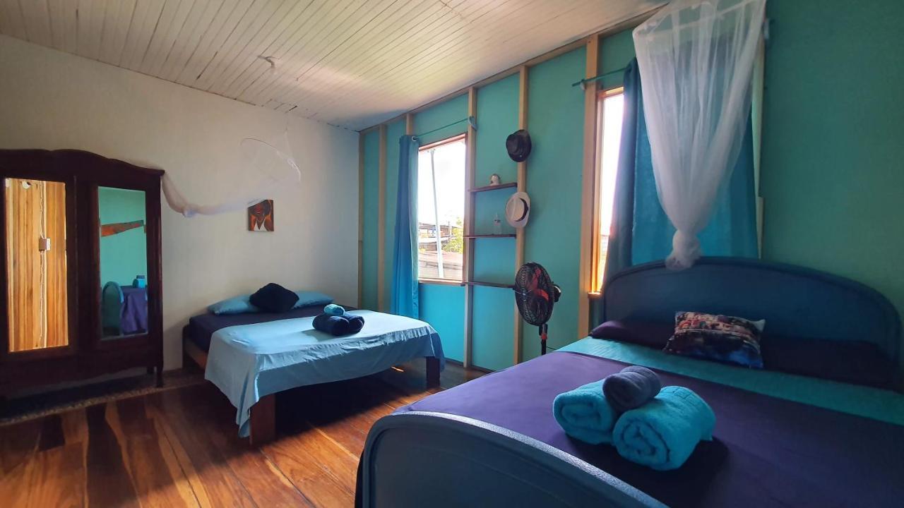 Old Bocasso Hostel Bocas del Toro Buitenkant foto